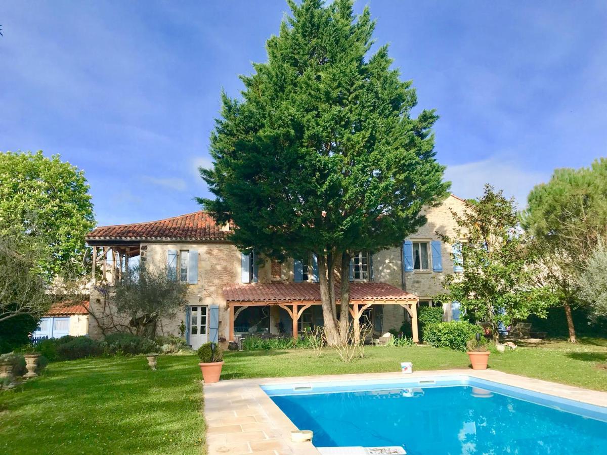 Le Relais des Anges Bed and Breakfast Mercuès Eksteriør billede
