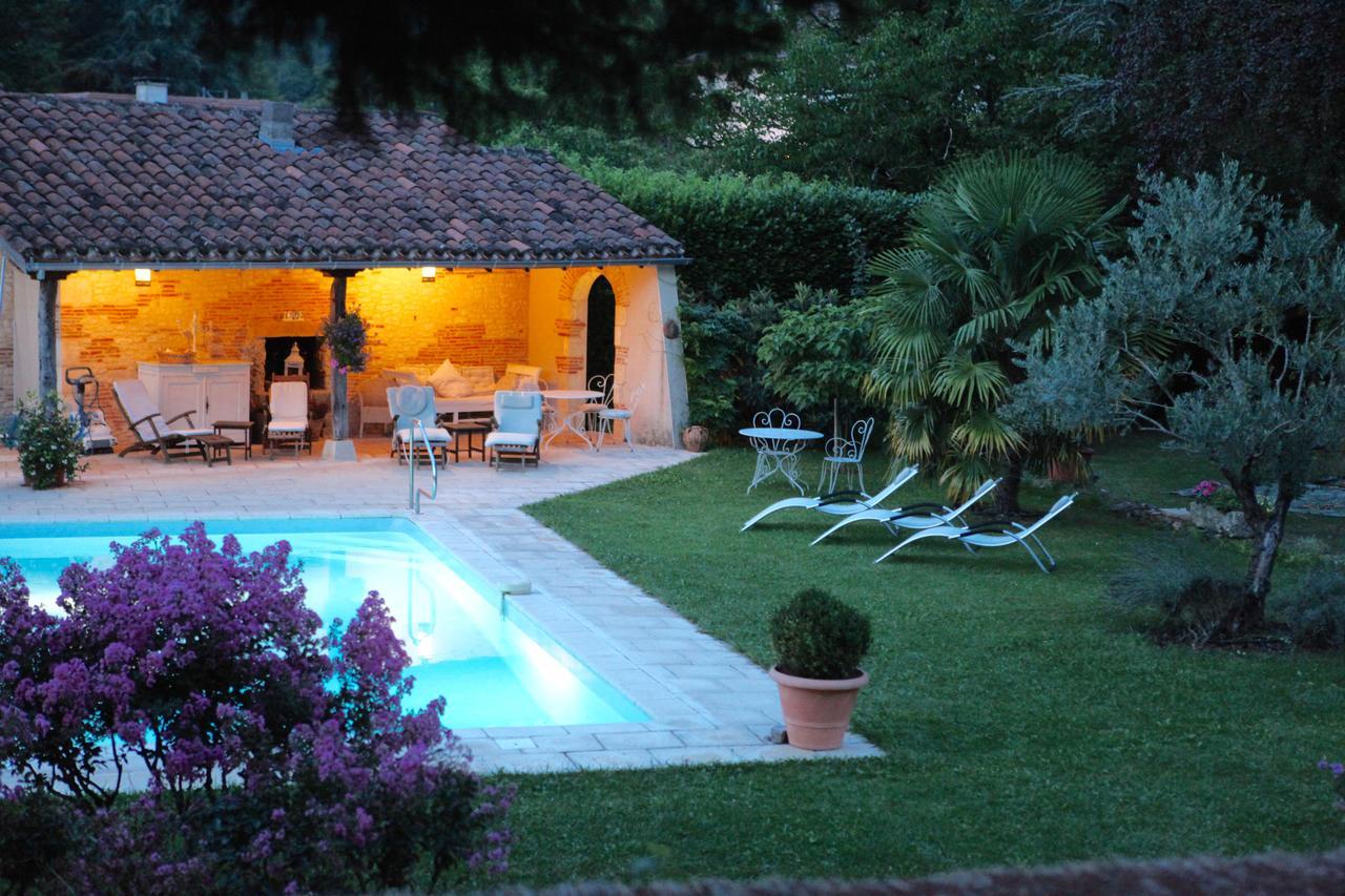Le Relais des Anges Bed and Breakfast Mercuès Eksteriør billede